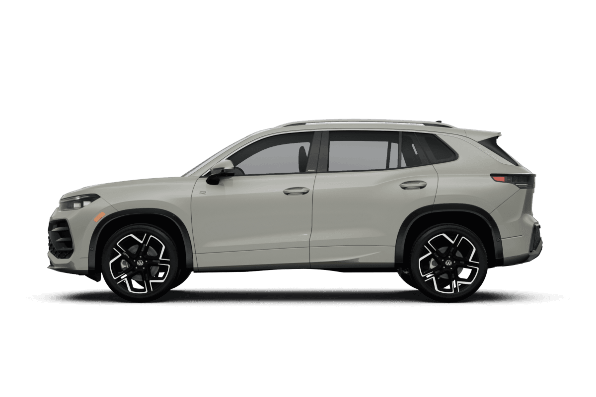 Volkswagen Tiguan - Side view Volkswagen Tiguan - Side view